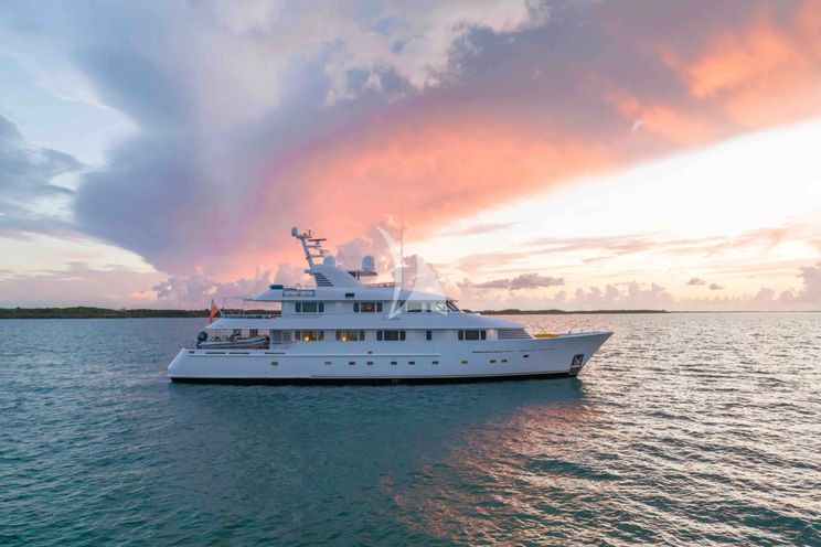 Charter Yacht LOHANKA - Hakvoort 40m - 4 Cabins - Nassau - Exumas - Bahamas