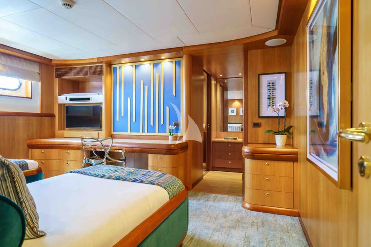 Charter Yacht LOHANKA - Hakvoort 40m - 4 Cabins - Nassau - Exumas - Bahamas