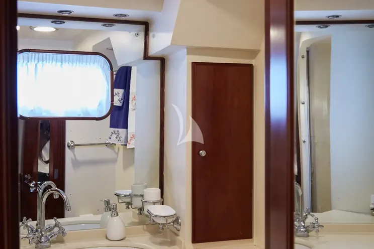 Charter Yacht LIBERTY OF LONDON - Custom Aluminum Cutter 24m - 4 Cabins - Lavagna - La Spezia - Liguria - Italian Riviera