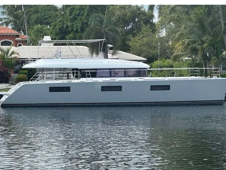 LONDON SKY Lagoon 620 Power - profile LONDON SKY Lagoon 620 Power - profile