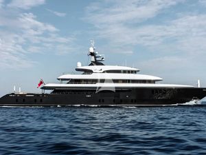 LOON - Icon 67m - 7 Cabins - Naples - Capri - Positano - Amalfi Coast LOON - Icon 67m - 7 Cabins - Naples - Capri - Positano - Amalfi Coast