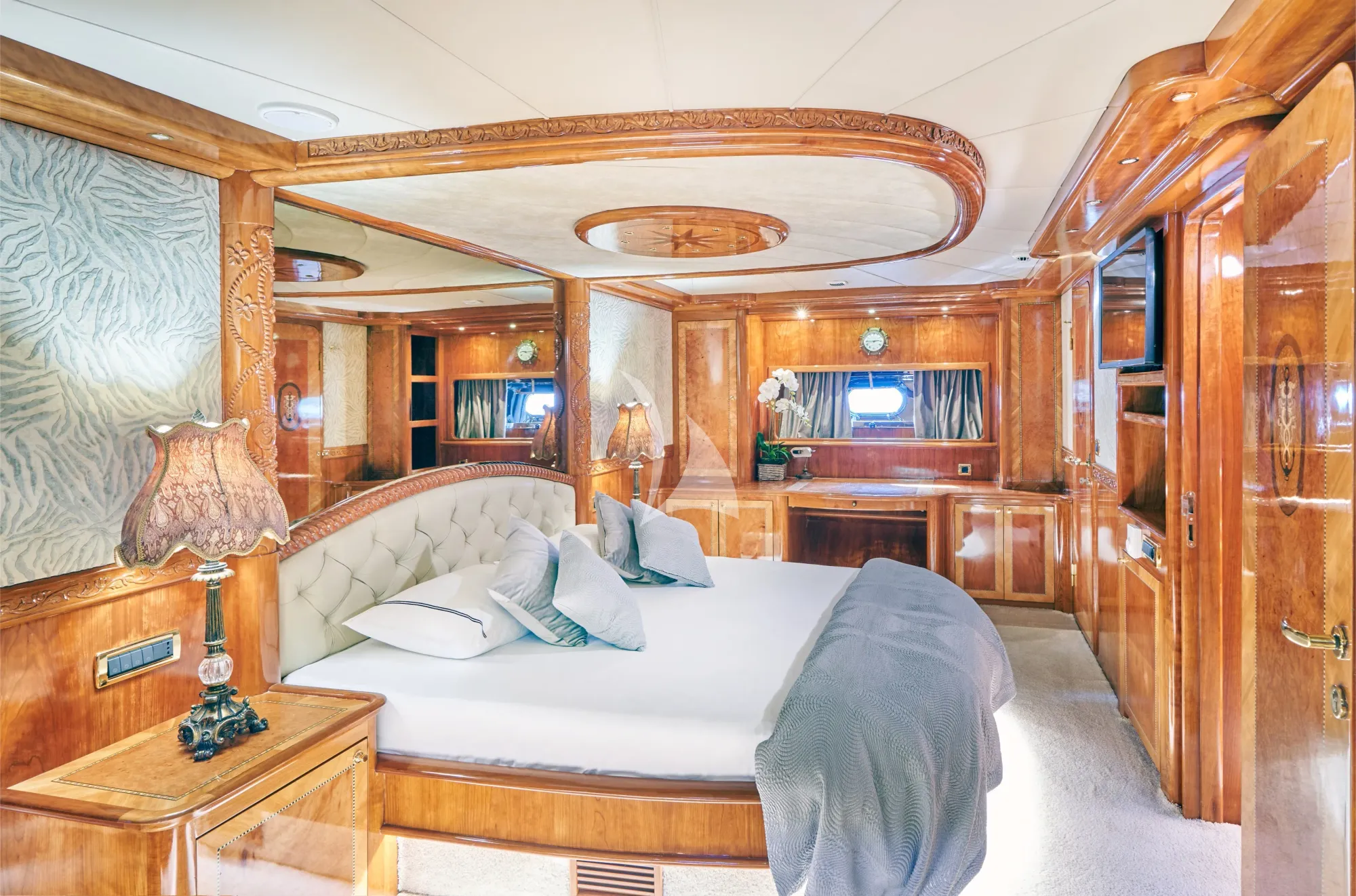 Charter Yacht LOTUS - Gulet 30m - 4 Cabins - Split - Dubrovnik - Hvar - Croatia