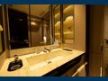 LOVE T Azimut Grande 35M VIP cabin 1 bathroom