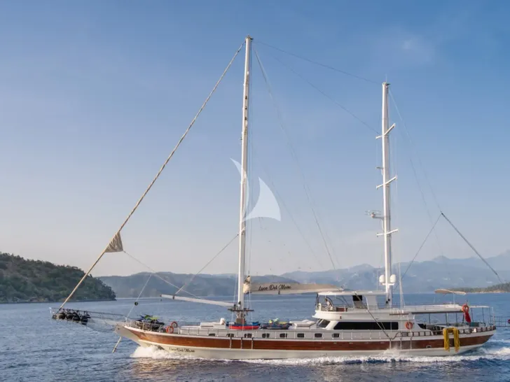 LUCE DEL MARE Motor Sailer 33m - cruising LUCE DEL MARE Motor Sailer 33m - cruising