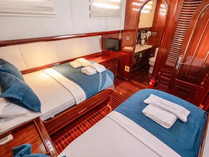 LUCE DEL MARE Motor Sailer 33m - twin cabin 2 LUCE DEL MARE Motor Sailer 33m - twin cabin 2