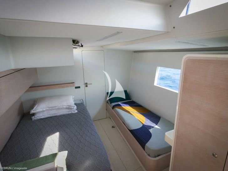 LUCE GUIDA Vismara 62 - twin cabin 2 LUCE GUIDA Vismara 62 - twin cabin 2
