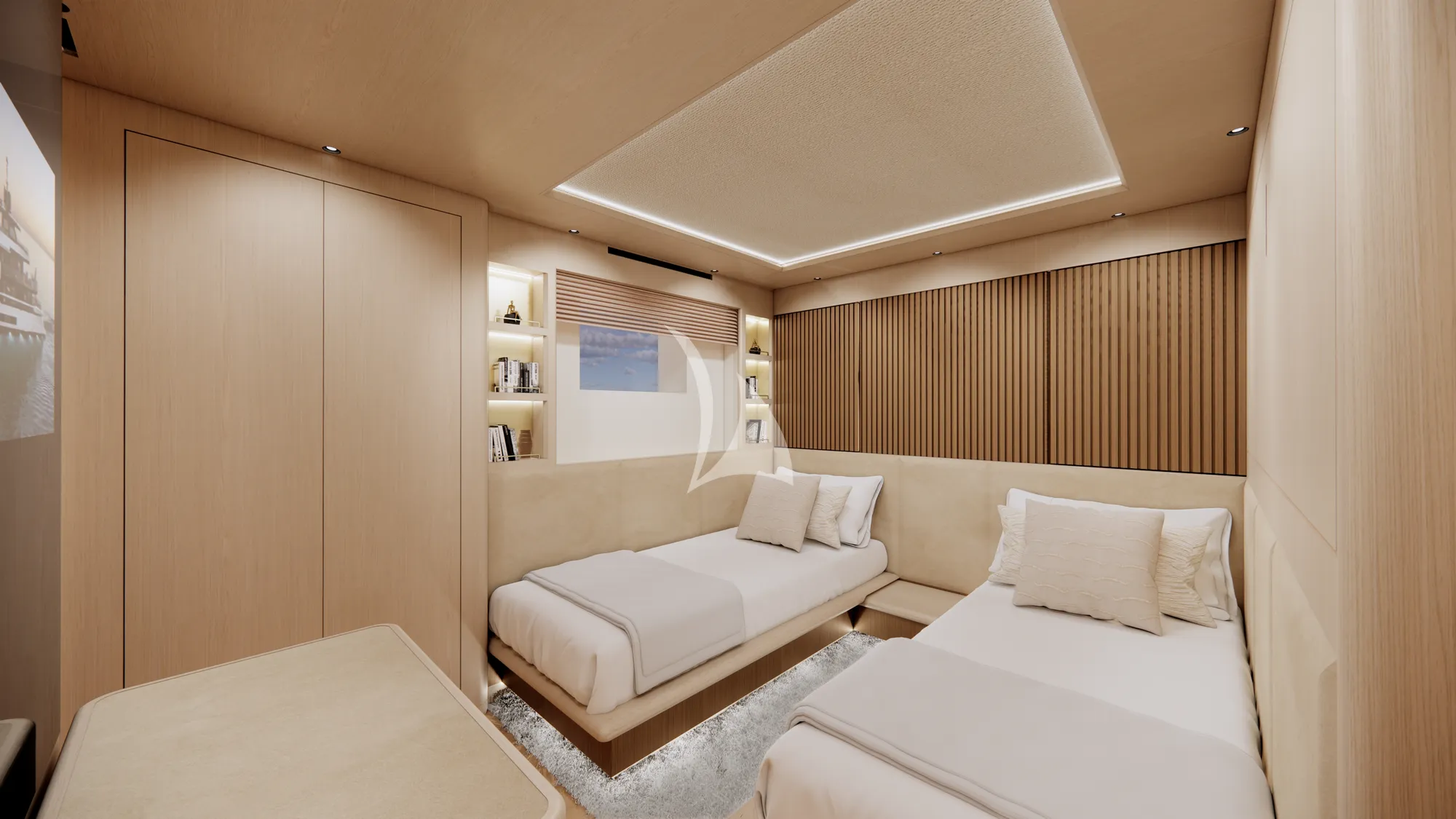 Charter Yacht LULUS - Mangusta Oceano 44 - 5 Cabins - Cannes - St Tropez - Monaco - Nice - Antibes - The French Riviera
