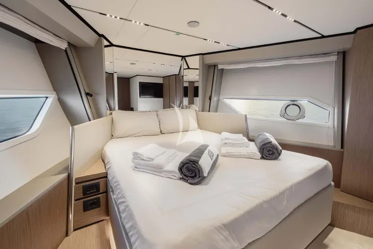 Charter Yacht LUMALOU - Ferretti 670 - 4 Cabins - Porto Vecchio - Ajaccio - Corsica - South of France