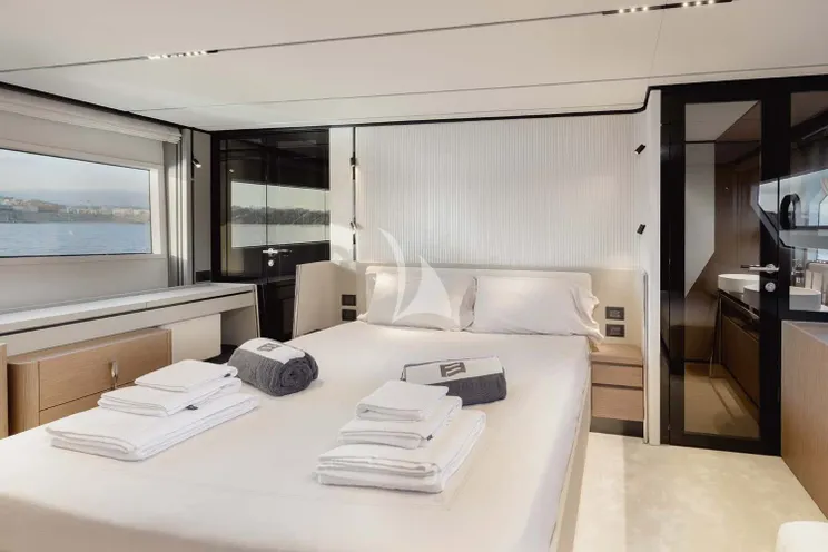 Charter Yacht LUMALOU - Ferretti 670 - 4 Cabins - Porto Vecchio - Ajaccio - Corsica - South of France