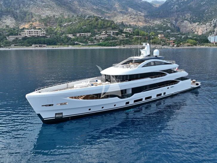 LUMIERE Benetti B.Now 50m Oasis - anchored LUMIERE Benetti B.Now 50m Oasis - anchored