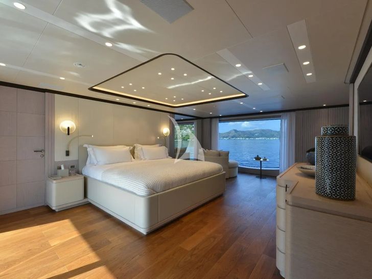 LUMIERE Benetti B.Now 50m Oasis - master cabin wide shot LUMIERE Benetti B.Now 50m Oasis - master cabin wide shot