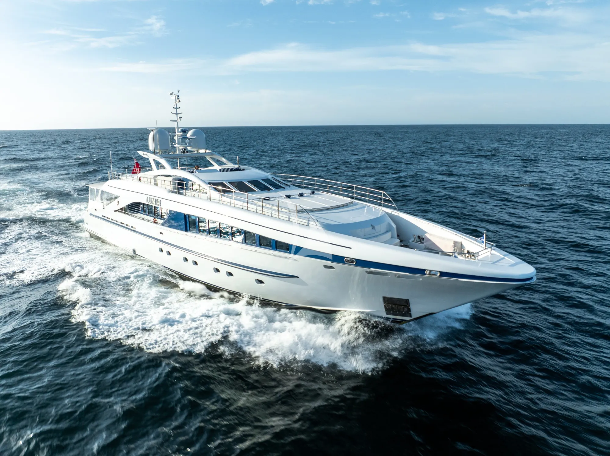 Charter Yacht LUMIR - Heesen 3700 - 4 Cabins - Airlie Beach - Whitsunday Islands - Great Barrier Reef - Australia