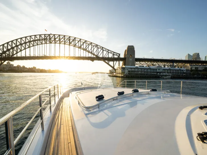 LUMIR Heesen 3700 - foredeck LUMIR Heesen 3700 - foredeck