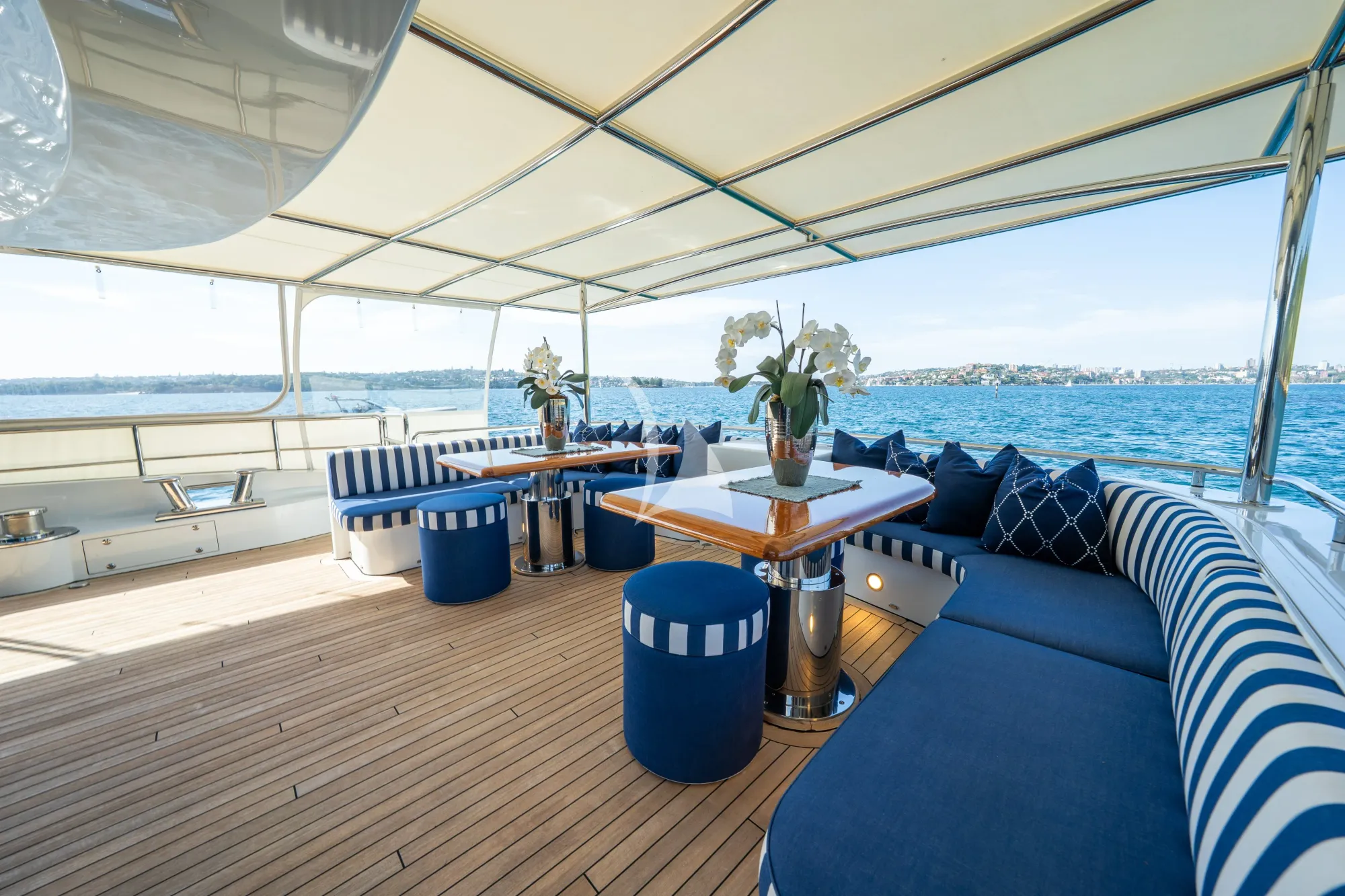 Charter Yacht LUMIR - Heesen 3700 - 4 Cabins - Airlie Beach - Whitsunday Islands - Great Barrier Reef - Australia