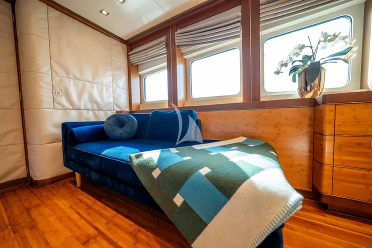 Charter Yacht LUMIR - Heesen 3700 - 4 Cabins - Airlie Beach - Whitsunday Islands - Great Barrier Reef - Australia