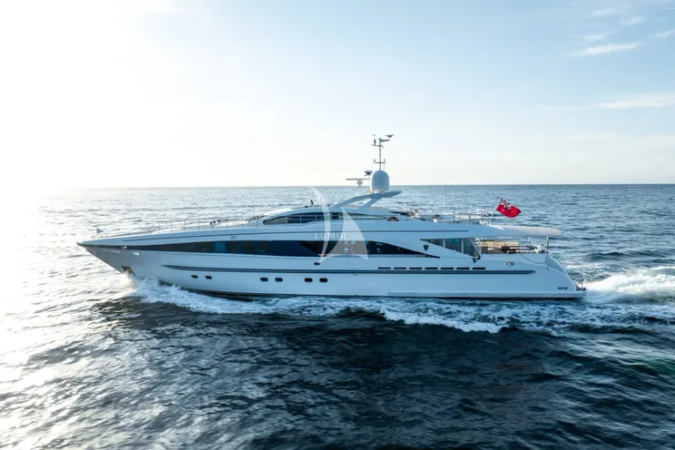 Charter Yacht LUMIR - Heesen 3700 - 4 Cabins - Airlie Beach - Whitsunday Islands - Great Barrier Reef - Australia