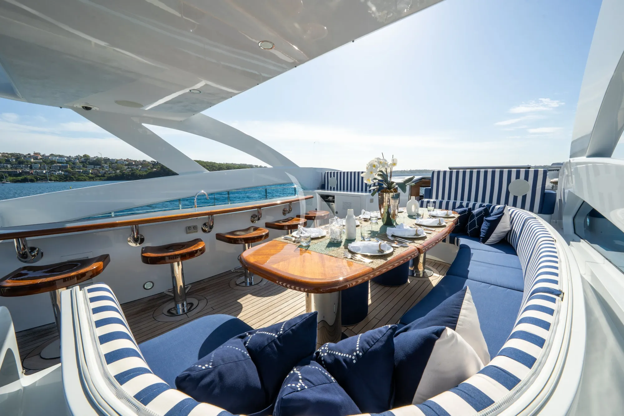 Charter Yacht LUMIR - Heesen 3700 - 4 Cabins - Airlie Beach - Whitsunday Islands - Great Barrier Reef - Australia