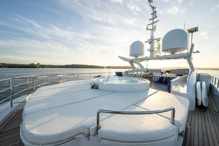 Charter Yacht LUMIR - Heesen 3700 - 4 Cabins - Airlie Beach - Whitsunday Islands - Great Barrier Reef - Australia