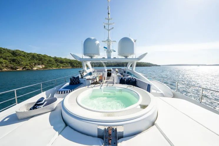 Charter Yacht LUMIR - Heesen 3700 - 4 Cabins - Airlie Beach - Whitsunday Islands - Great Barrier Reef - Australia