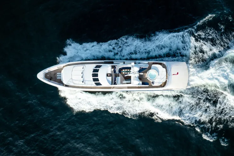 Charter Yacht LUMIR - Heesen 3700 - 4 Cabins - Airlie Beach - Whitsunday Islands - Great Barrier Reef - Australia