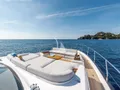 LUX Azimut Fly 68 - foredeck lounge LUX Azimut Fly 68 - foredeck lounge