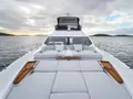 LUX Azimut Fly 68 - foredeck LUX Azimut Fly 68 - foredeck