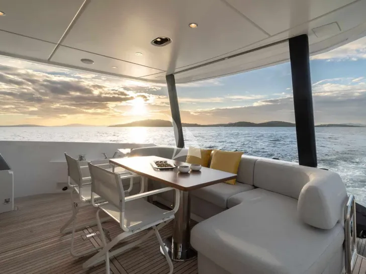 LUX Azimut Fly 68 - main aft deck dining lounge LUX Azimut Fly 68 - main aft deck dining lounge