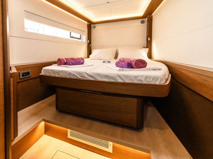 Lagoon 46 - Bedroom