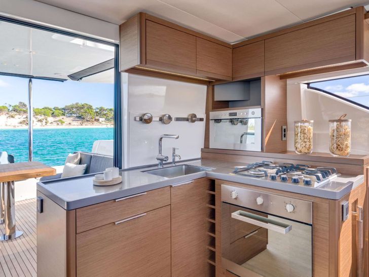 Lagoon 50 - Galley Lagoon 50 - Galley