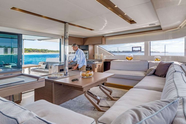 Charter Yacht ALAIA - Lagoon 50 - French Riviera - Cannes - St Tropez - Antibes