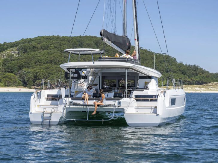 Lagoon 43 - stern Lagoon 43 - stern