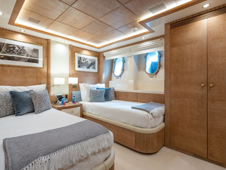 OCEANOS - Twin Cabin OCEANOS - Twin Cabin