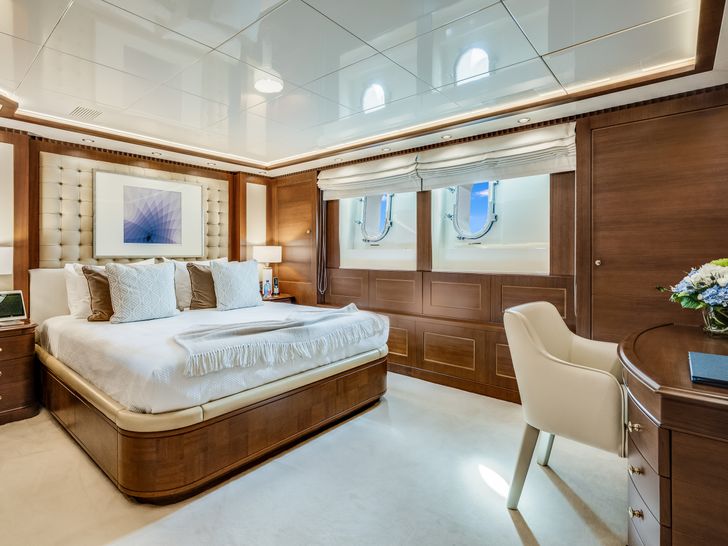 OCEANOS - VIP Cabin OCEANOS - VIP Cabin