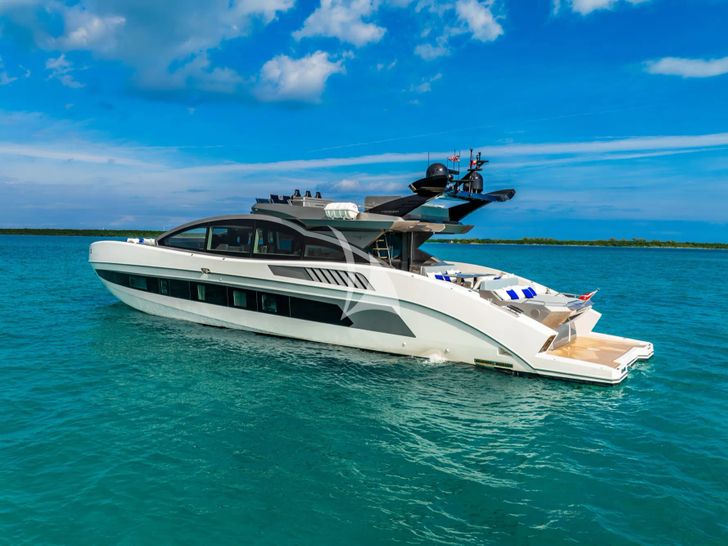 M7 Canados Gladiator 961 - anchored M7 Canados Gladiator 961 - anchored