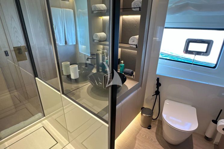 Charter Yacht M7 - Canados Gladiator 961 Speed - 4 Cabins - Cannes - St Tropez - Nice - Antibes - French Riviera - Monaco