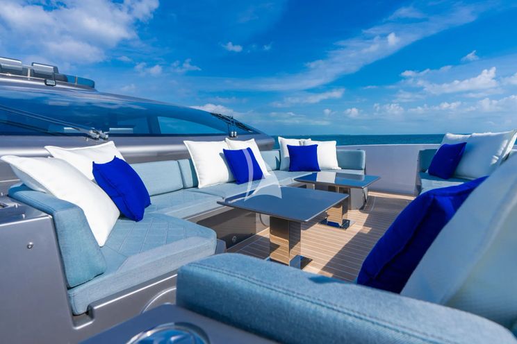 Charter Yacht M7 - Canados Gladiator 961 Speed - 4 Cabins - Cannes - St Tropez - Nice - Antibes - French Riviera - Monaco