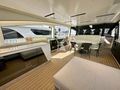 M7 Canados Gladiator 961 saloon bar and dining area