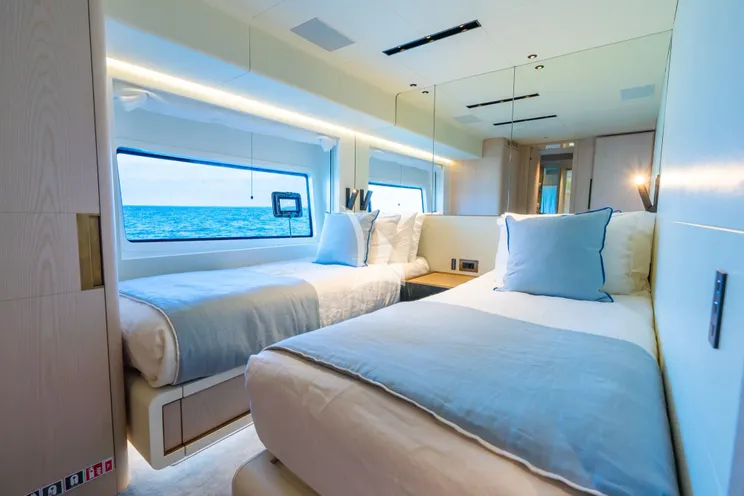 Charter Yacht M7 - Canados Gladiator 961 Speed - 4 Cabins - Cannes - St Tropez - Nice - Antibes - French Riviera - Monaco