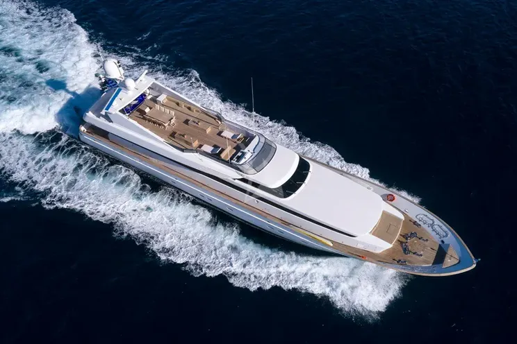 Charter Yacht MABROUK - Cantieri di Pisa Akhir 38 - 5 Cabins - Athens - Mykonos - Paros - Cyclades - Greece