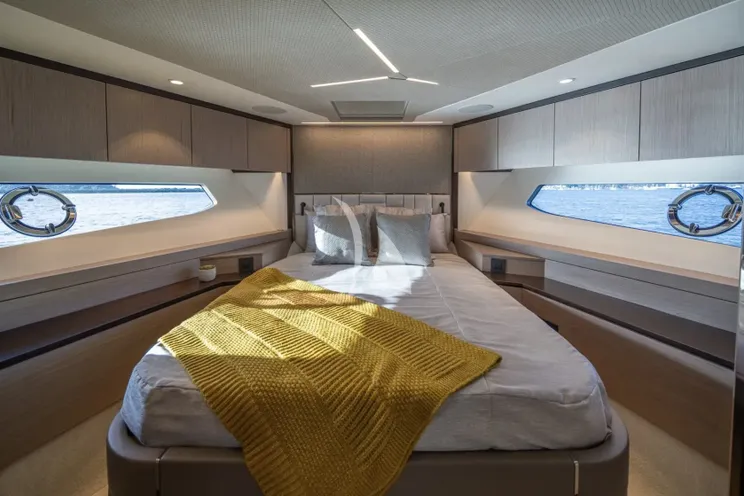 Charter Yacht MACESAN - Sunseeker Manhattan 68 - Cannes - Monaco - St Tropez - French Riviera