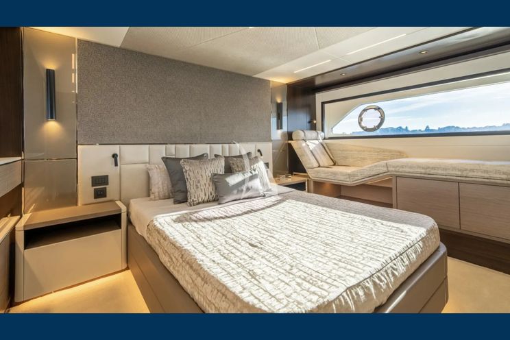 Charter Yacht MACESAN - Sunseeker Manhattan 68 - Cannes - Monaco - St Tropez - French Riviera