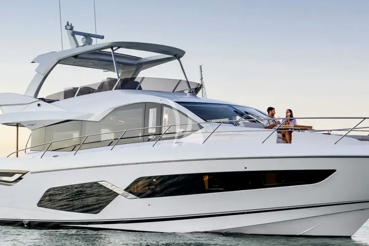 Charter Yacht MACESAN - Sunseeker Manhattan 68 - Cannes - Monaco - St Tropez - French Riviera