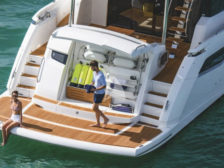 MACESAN Sunseeker Manhattan 68 - swimming platform MACESAN Sunseeker Manhattan 68 - swimming platform