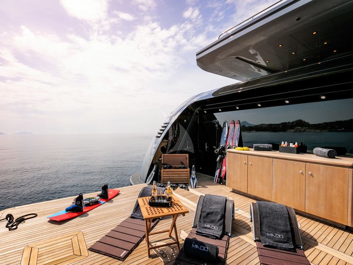 MADO Admiral Yacht Beach Club MADO Admiral Yacht Beach Club