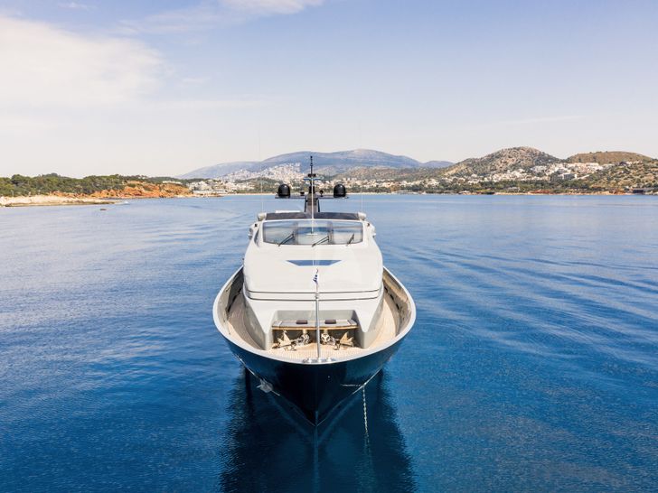 MADO Admiral Yacht Bow MADO Admiral Yacht Bow
