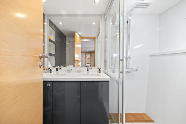 Charter Yacht MAGEC - Fountaine Pajot Victoria 67 - 4 Cabins - Monaco - Cannes - St Tropez - French Riviera