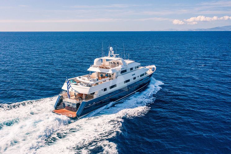 Charter Yacht MAGIX - Heesen 38m - 5 Cabins - Athens - Myknonos - Naxos - Kos