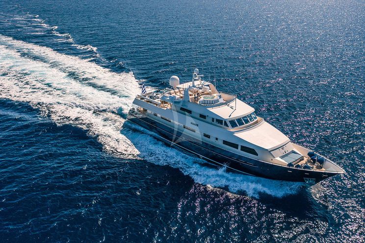 Charter Yacht MAGIX - Heesen 38m - 5 Cabins - Athens - Myknonos - Naxos - Kos