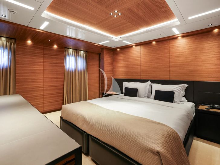 MAGNA GRECIA Custom 63m - VIP cabin 4 MAGNA GRECIA Custom 63m - VIP cabin 4