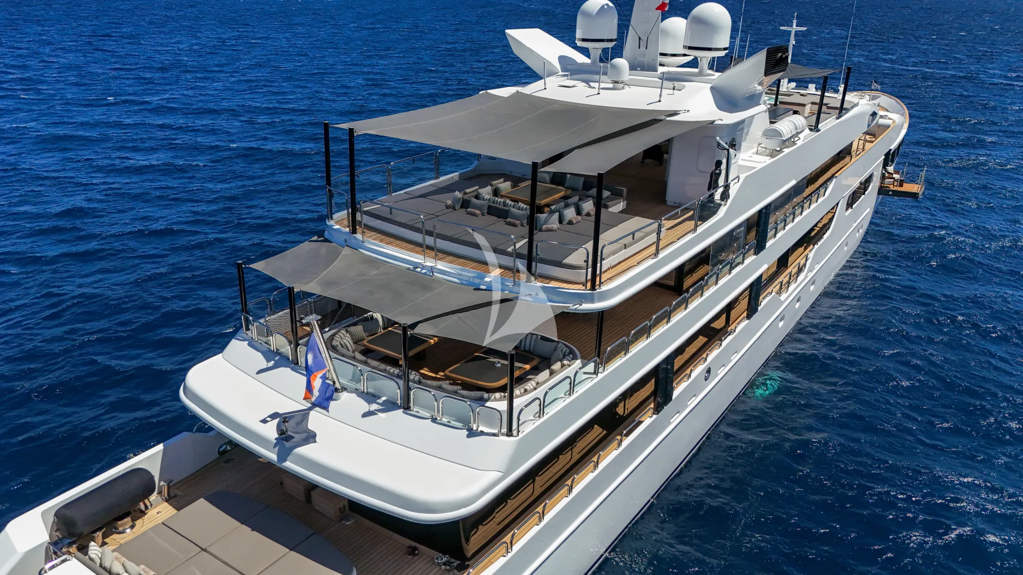 MAGNA GRECIA Custom 63m - aft decks shot